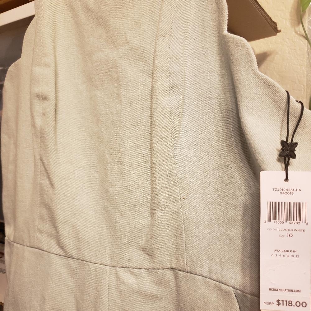Scalloped Denim Jumpsuit - Picture 8 of 8